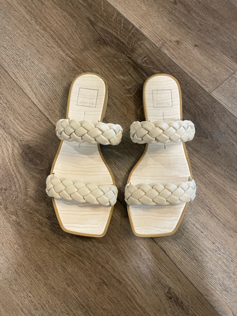 Dolce Vita Indy Flat Braided Sandal Cream Size 8